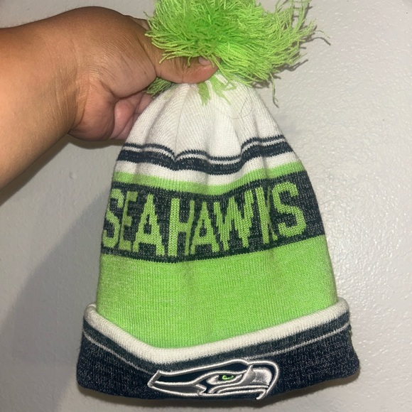 New Era Other - New Era Seattle Seahawks NFL Sport Knit Hat - Blue and Green Pom Beanie